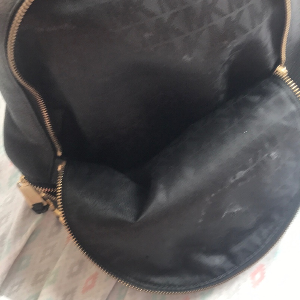Michael kors mini backpack - Picture 3 of 6